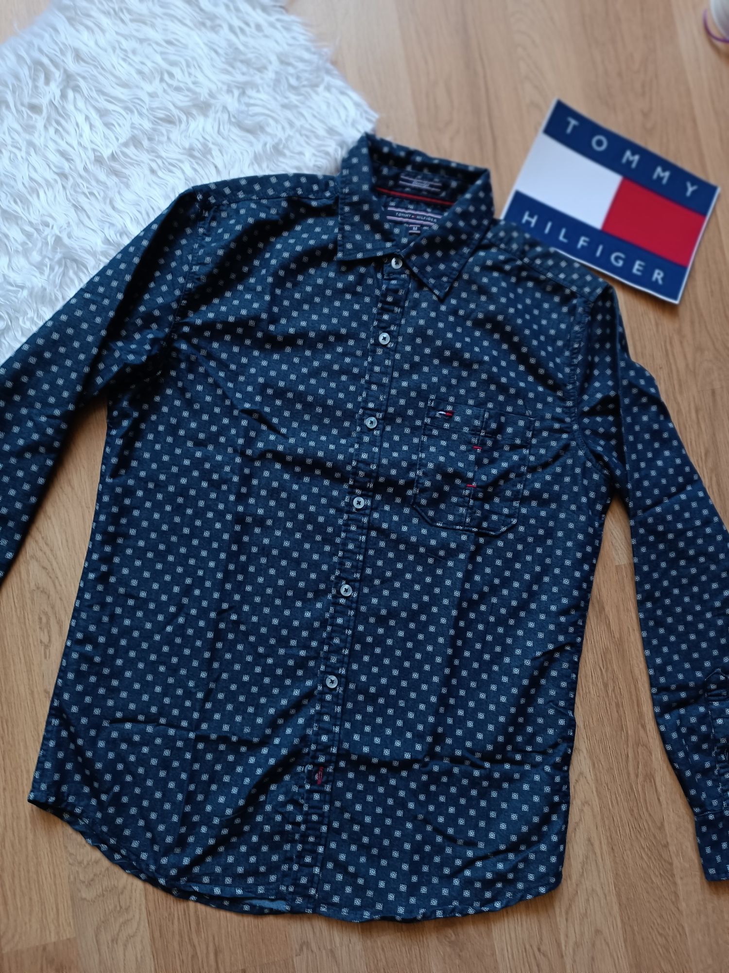 Фирменная рубашка Tommy Hilfiger  р 48-50