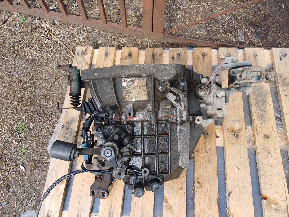 Toyota Yaris I 1.0 skrzynia biegów manualna sprawna