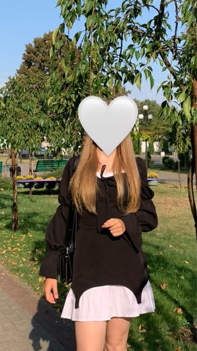 Сукня в чорному кольорі