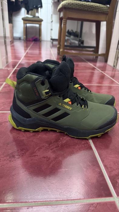 Чоботи Кросівки adidas terrex 42 розмір(26,5 см)