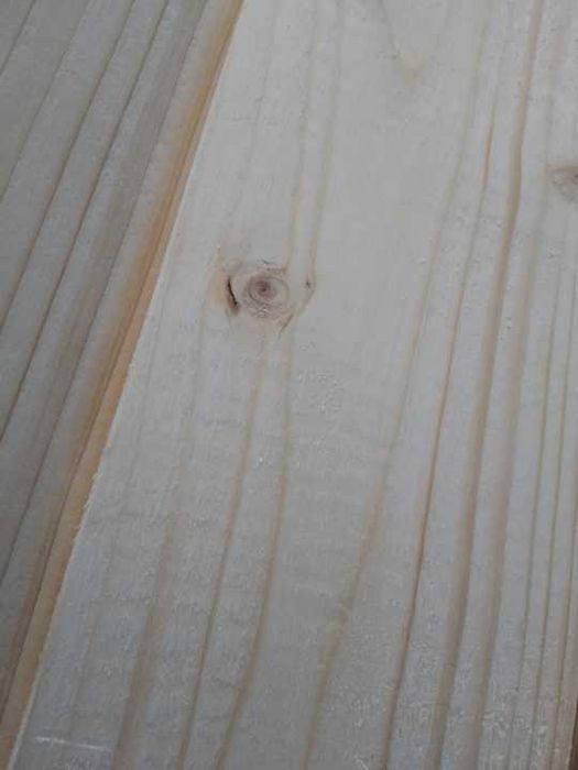 Drewniana deska ścienna, heblowana, naturalna, dekoracyjna