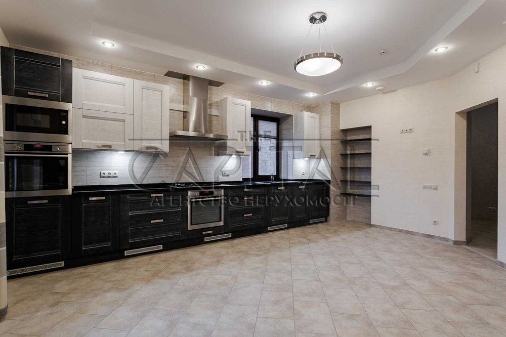 Продаж 2-поверхового будинку 1004 м2, Старі Петрівці, Вишгородський рн