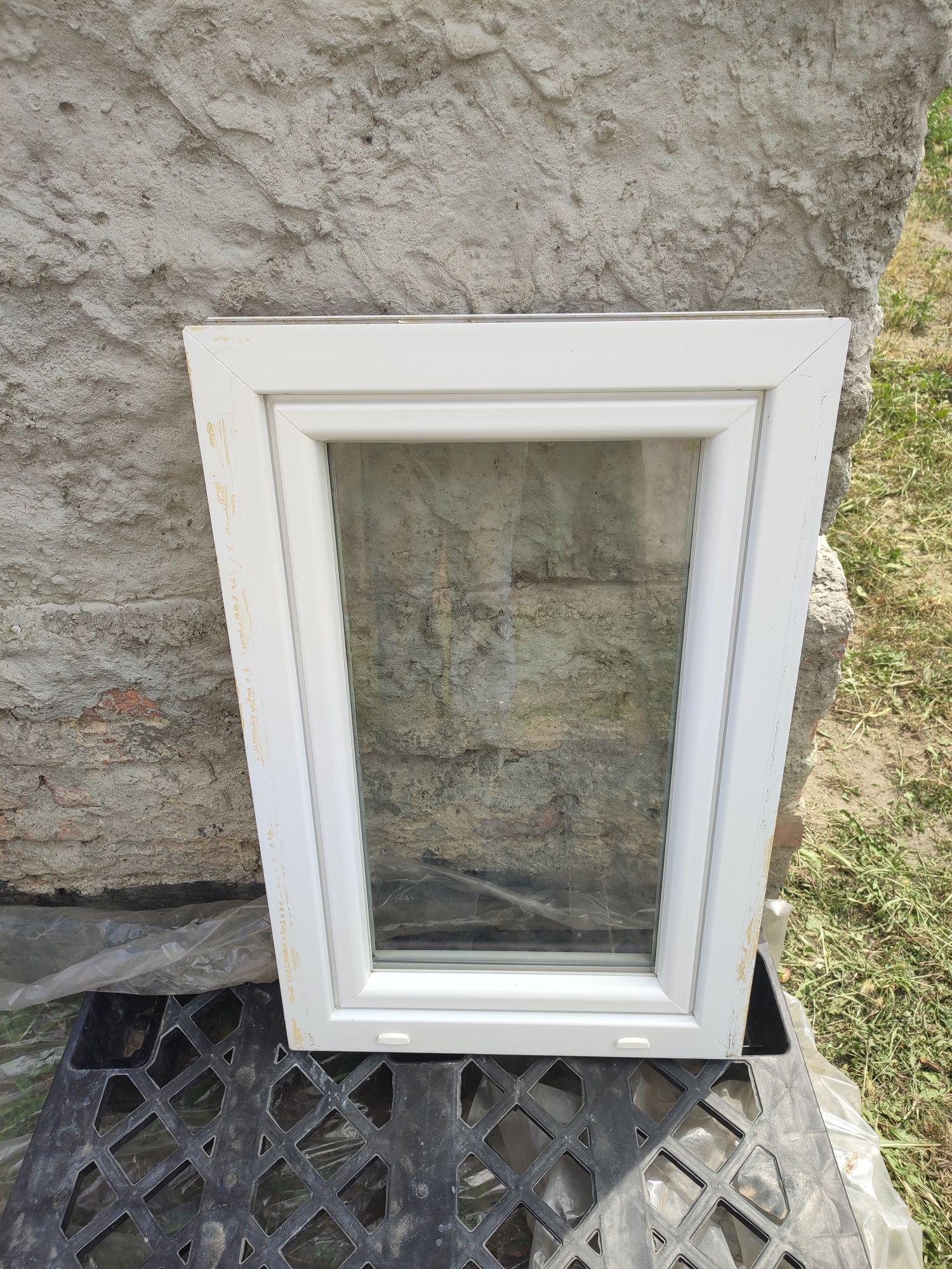Okno pcv108x1520, 60x93,59x74.5 cm