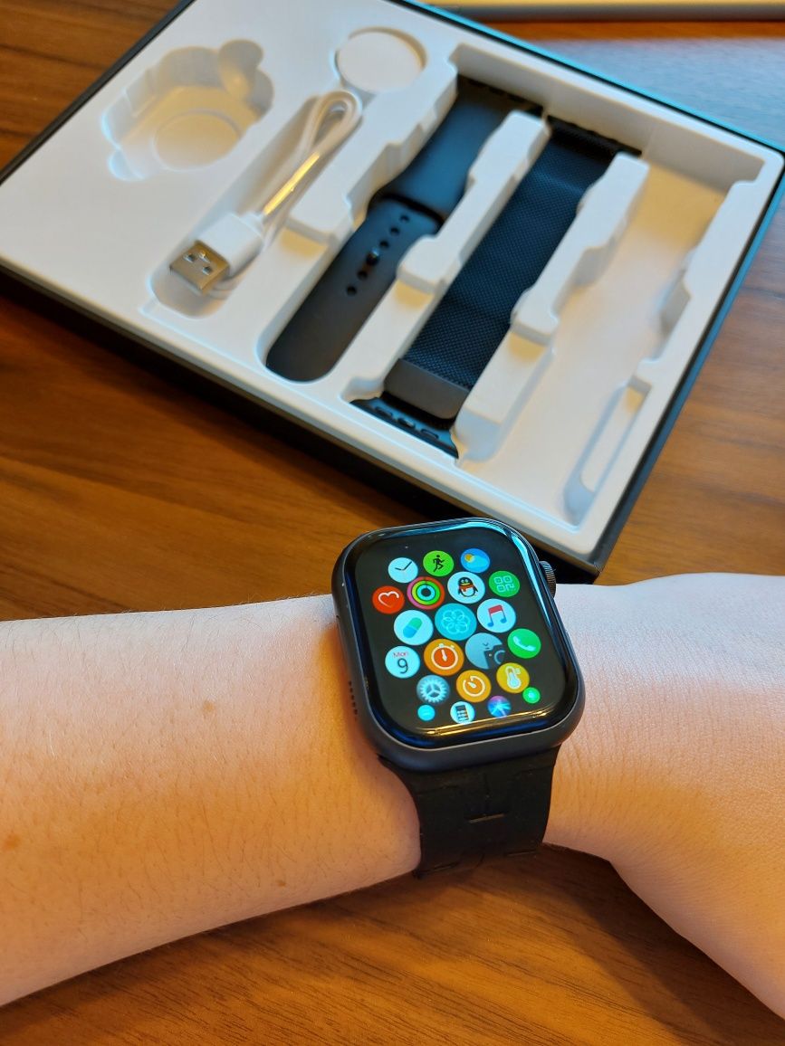 Smartwatch com 3 pulseiras