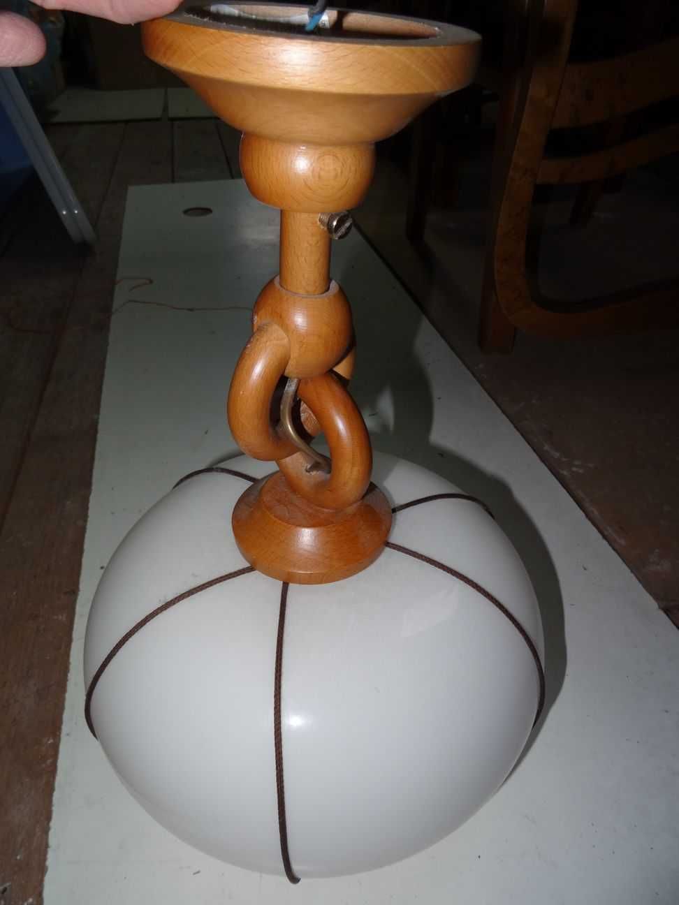 Lampa do pokoju, przedpokoju 1 żarówka
