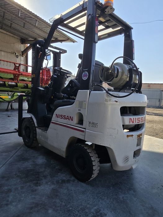 Навантажувач вилковий 2012 року. 1.5 тонны грузоподъемность