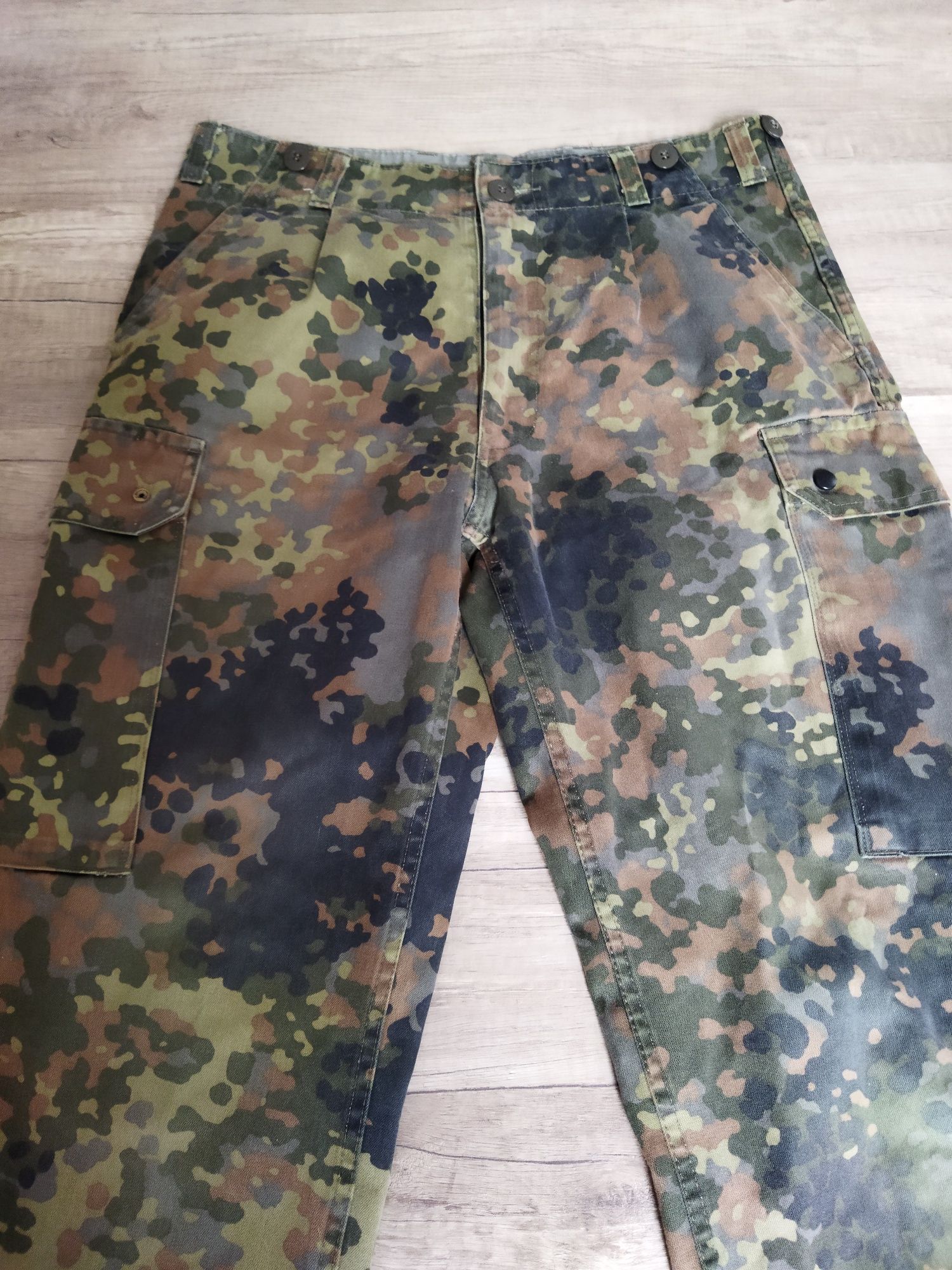 Orginalne spodnie wojskowe scharrer gr 6