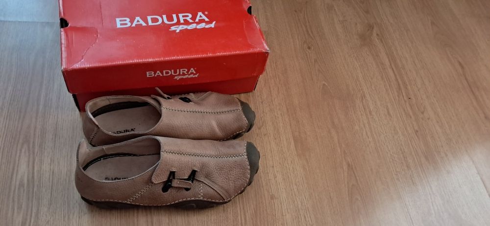 Продам мокасини BADURA.