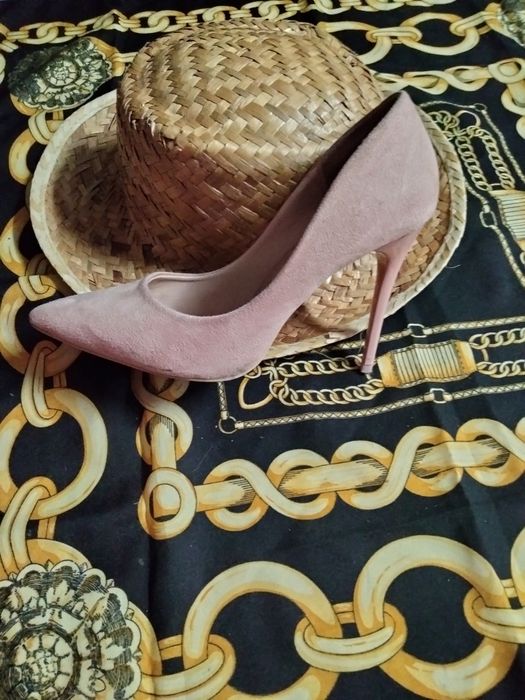 Vende-se sapatos de mulher n37