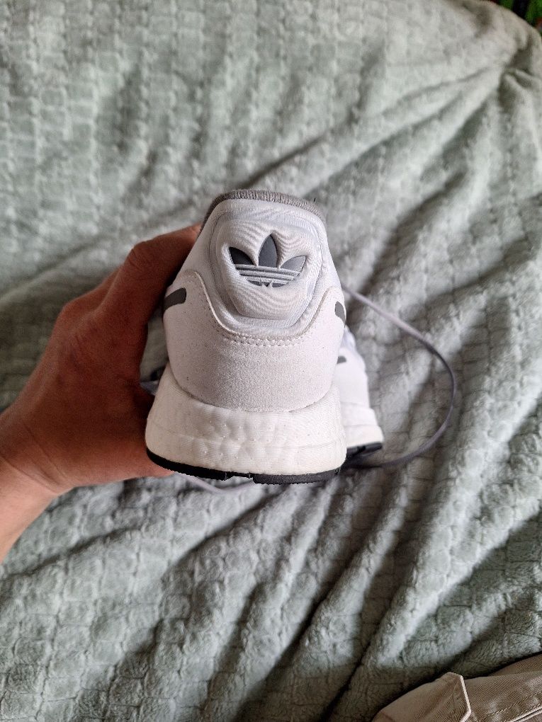 Trampki Adidasa 28 cm