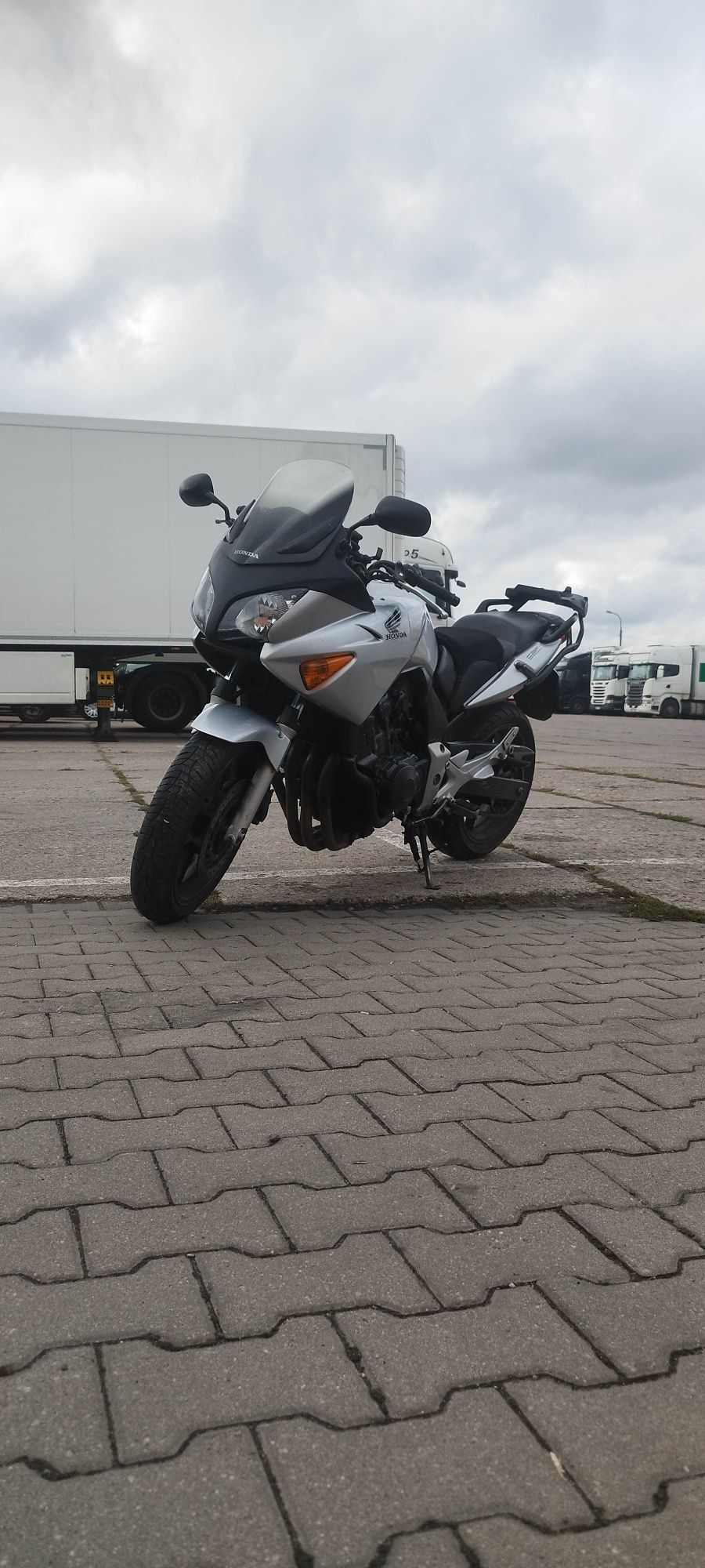 Honda CBF 600S 2005r
