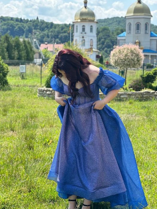 Гарне плаття на випускний чи фотосесію!