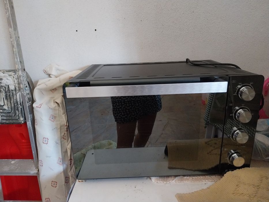 Forno eléctrico semi novo