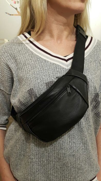 Объемная бананка из натуральной кожи кожаная сумка на пояс на плечо