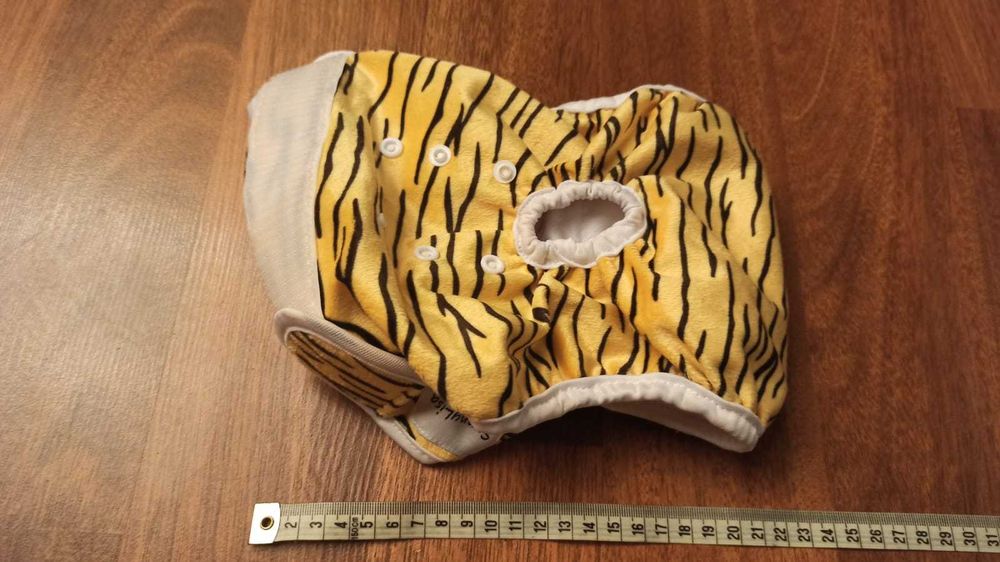 NA CEL CHARYTATYWNY Dla psa. Pampers, pielucha wielokrotnego użytku