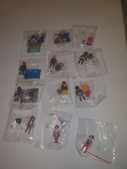 Figurki playmobil 12 szt nowe