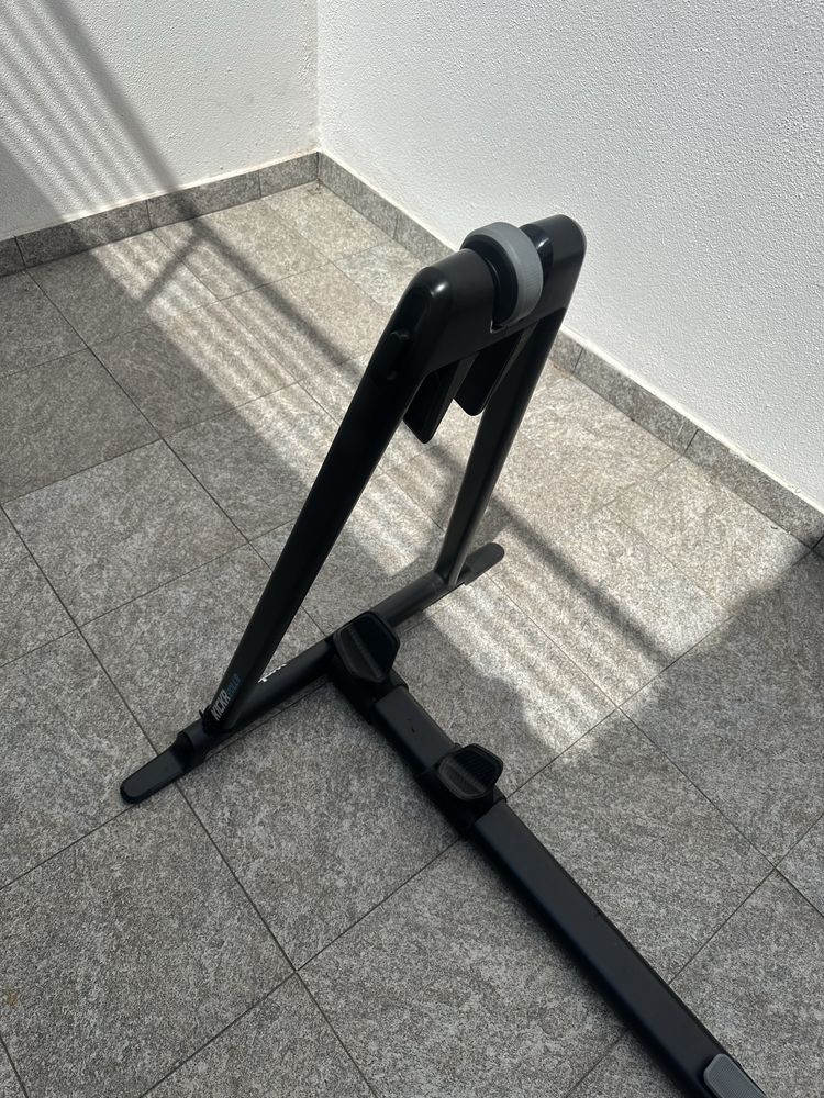 Wahoo KICKR ROLLR – Rolo de Treino Profissional | Excelente Estado
