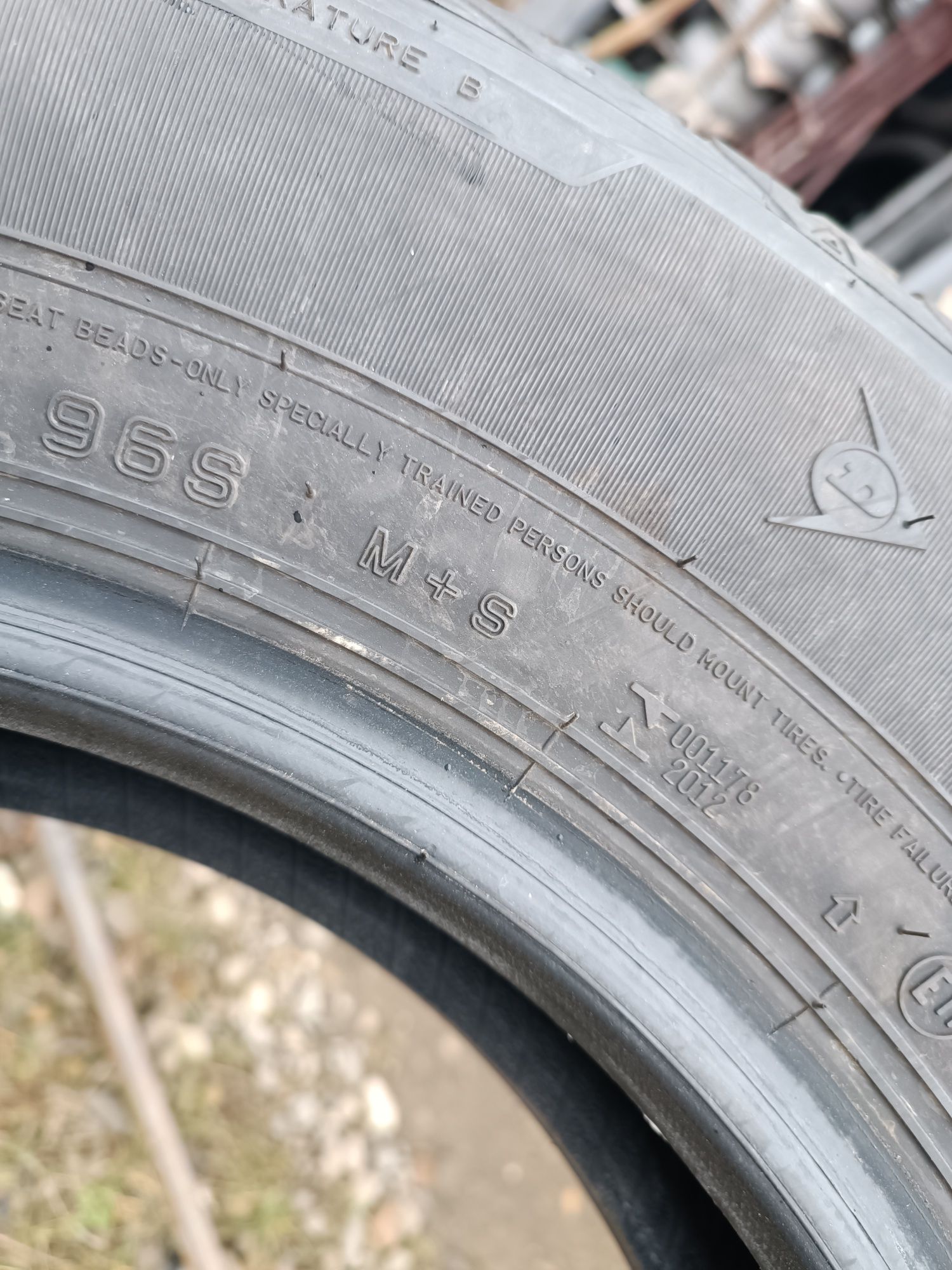 Автошини 195/80r15 Dunlop  з Германії