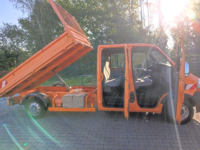 Wynajem Wywrotka Kiper Dostawcze Ciężarówk Renault Master do 3,5t