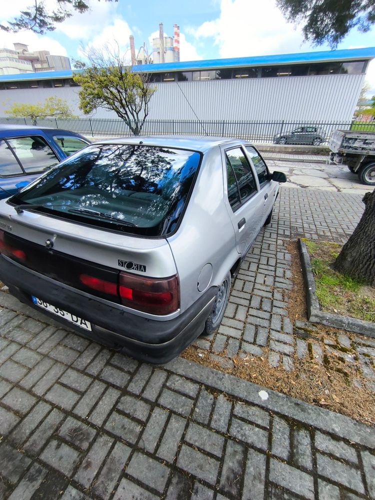Renault 19 1.4 Gasolina funciona bem