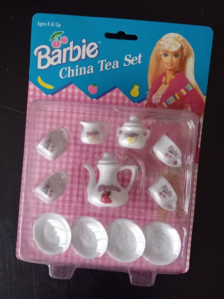 Barbie - China Tea Set (1994) na caixa