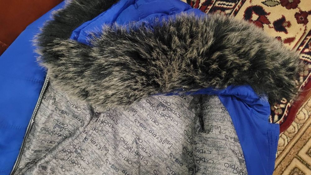 Зимова якісна куртка 42 р М- Л продам або обмін