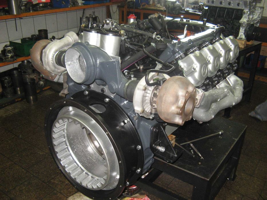 Silnik  Mercedes   om 471  om 470    wszystkie typy  naprawa remont