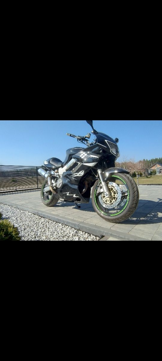 Sprzedam Honda vtr 1000f