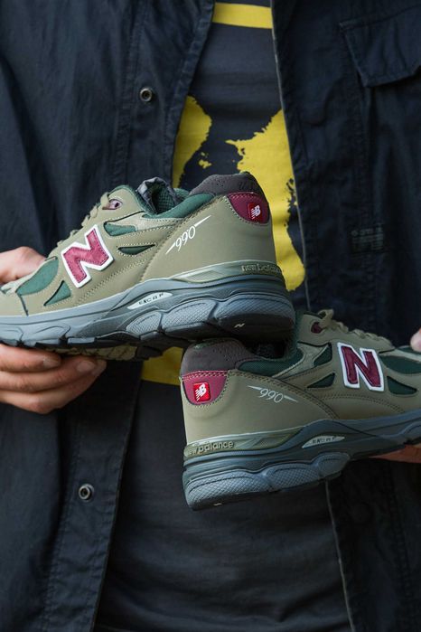 Чоловічі Кросівки New Balance  990 v3 x Teddy Santis 40-45