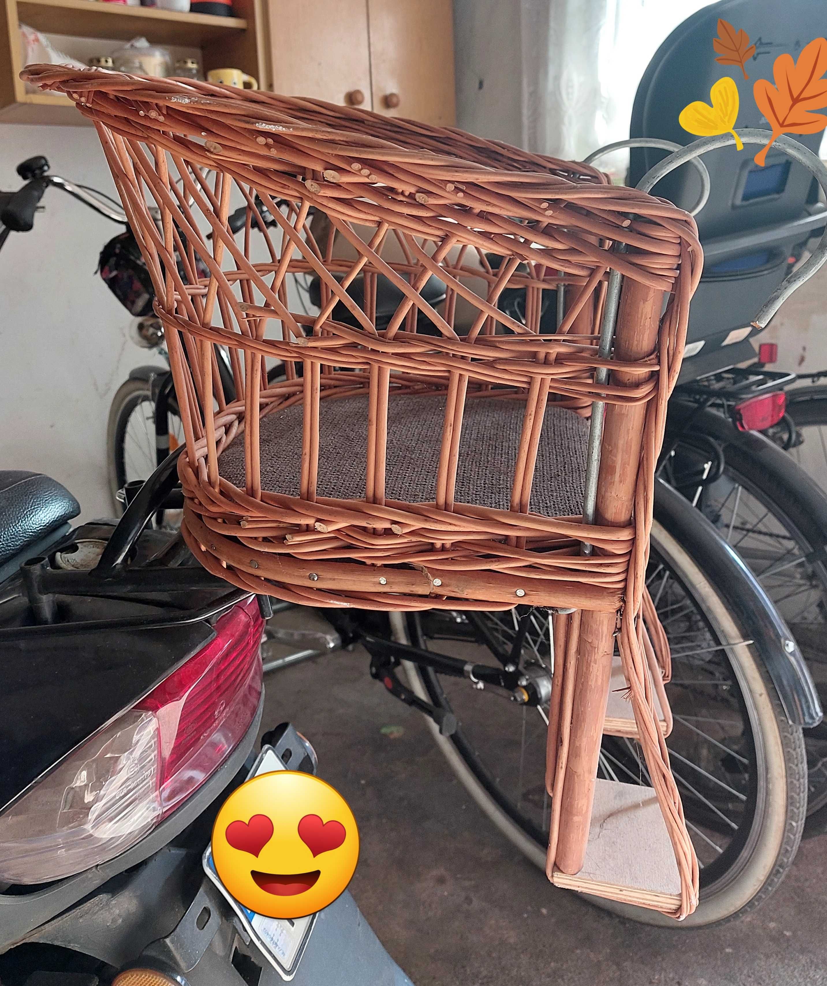 Fotelik rowerowy z wikliny