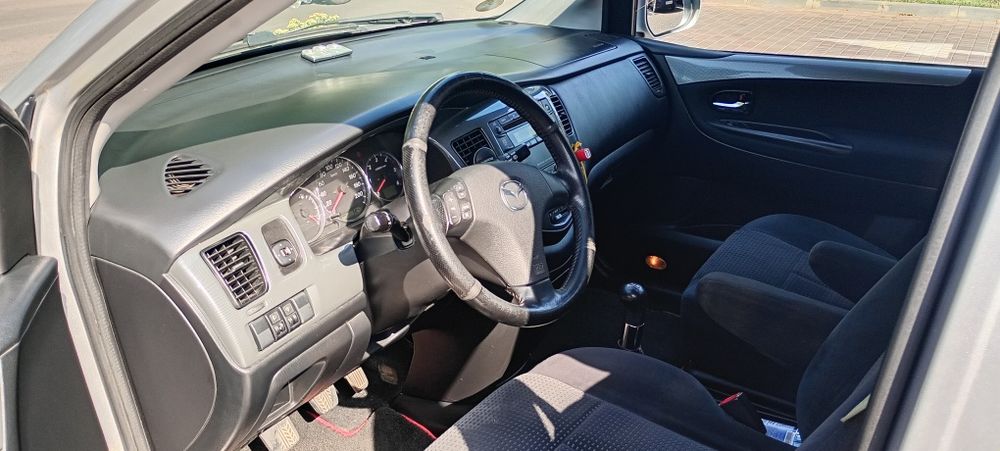 Мазда МPV 2л дизель 2004р.в.