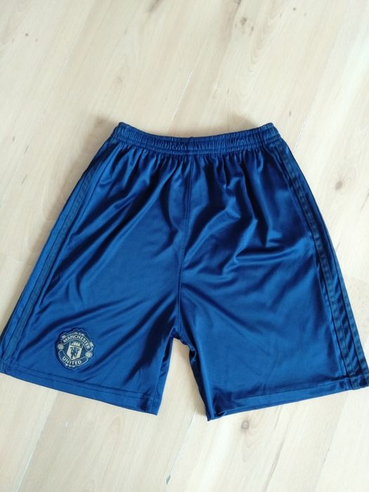 Spodenki Adidas rozm 128-134 cm