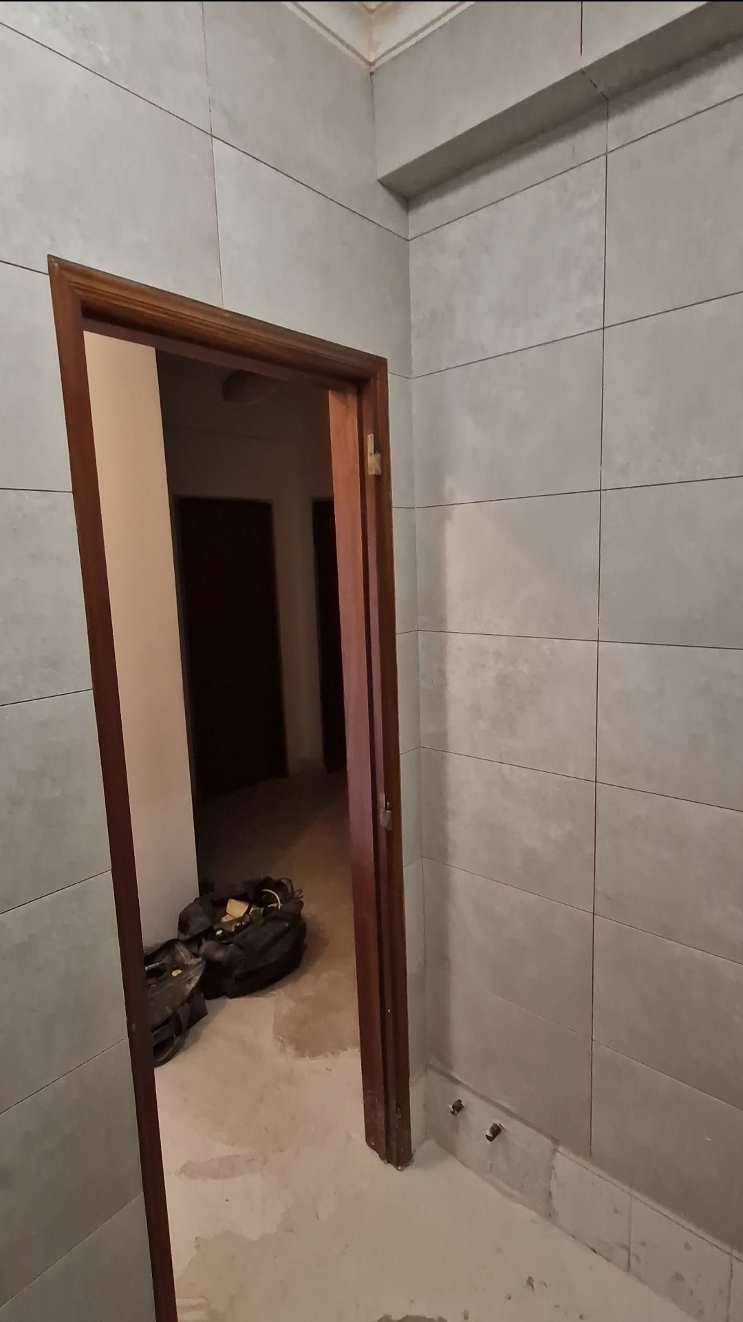 Todo tipo de Ladrilhos, Pinturas, Pladur, Barramentos