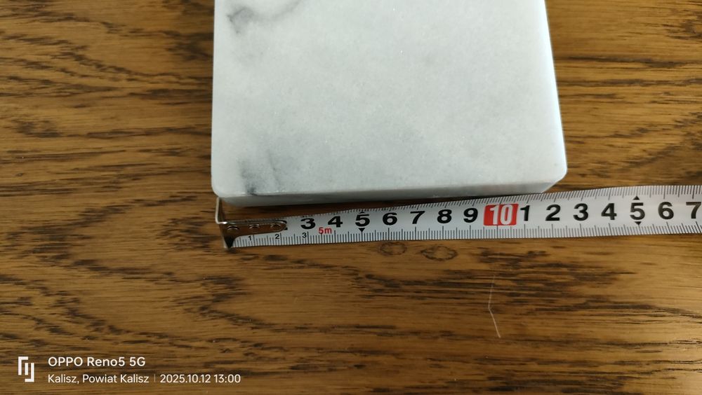 Kamienna krajalnica do sera