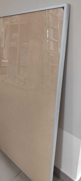 Antyrama aluminiowa srebrna IKEA 71x102 cm – 30 zł/szt.