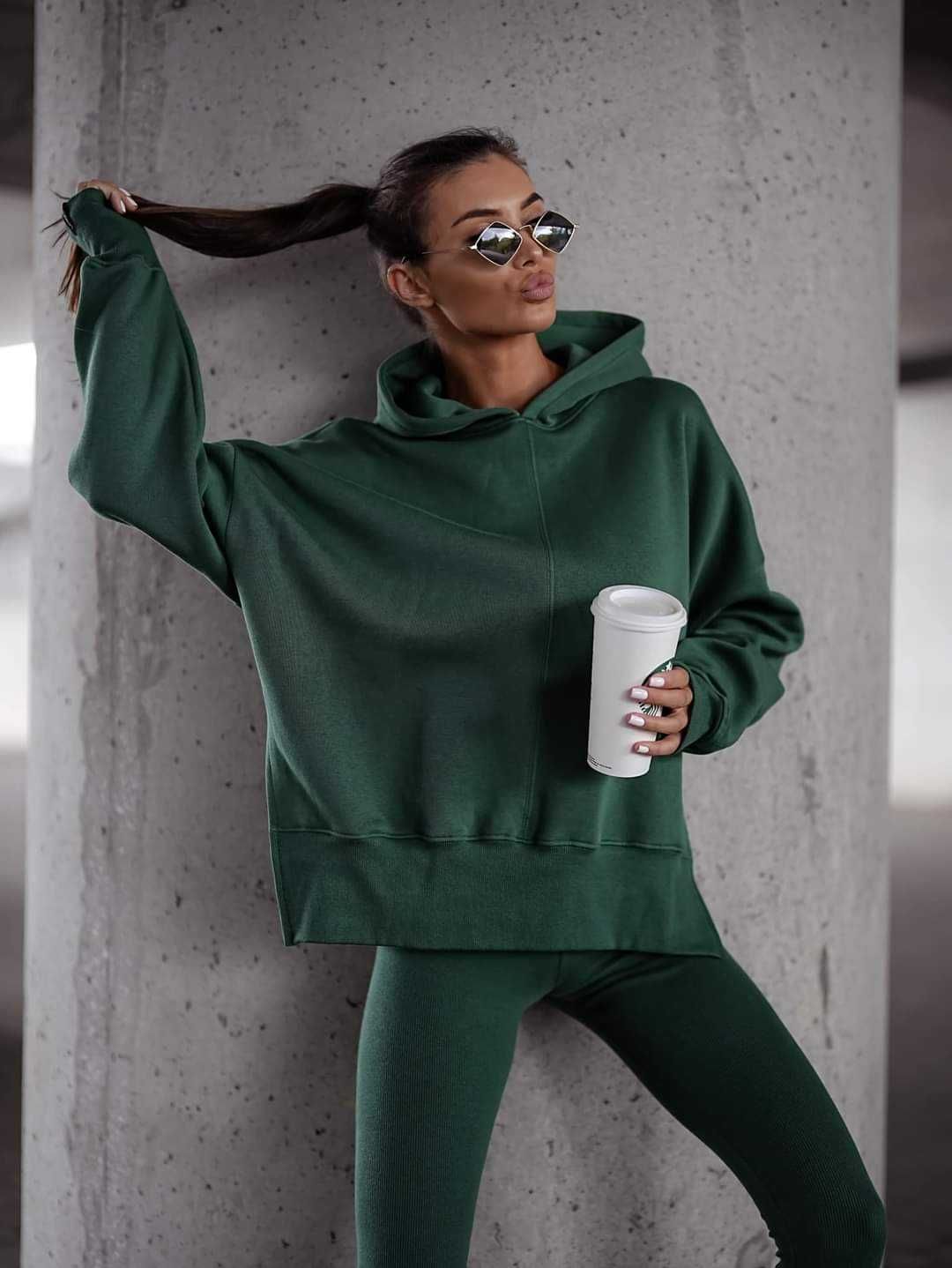 Modelujące butelkowa zieleń legginsy LENOSHKA push-up, r.M/L