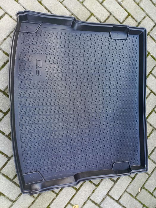 Mata bagażnika Audi Q5 80A oryginalna Audi