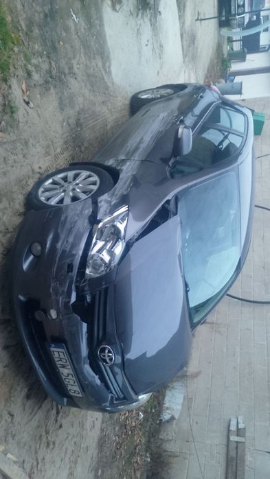 Toyota Auris *powypadkowa*