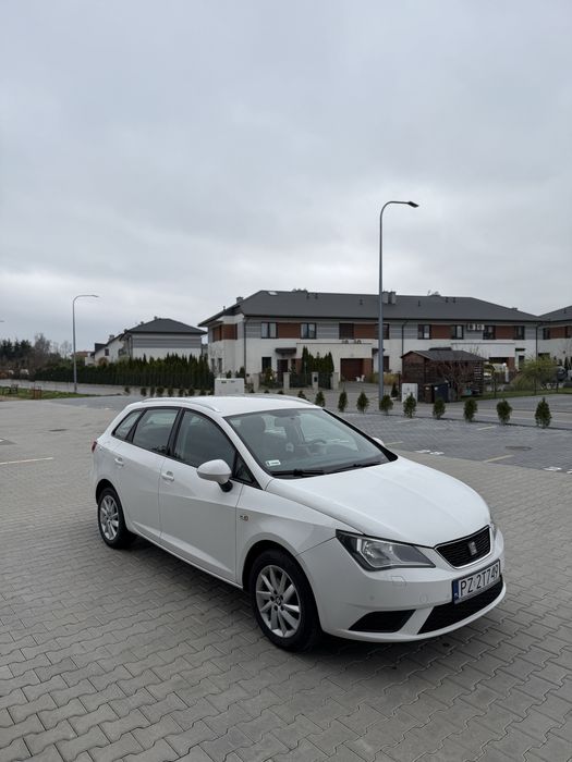 Seat ibiza 2015 rok 1.2 diesel male spalanie zadbane