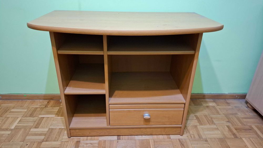 szafka z półkami i szufladą