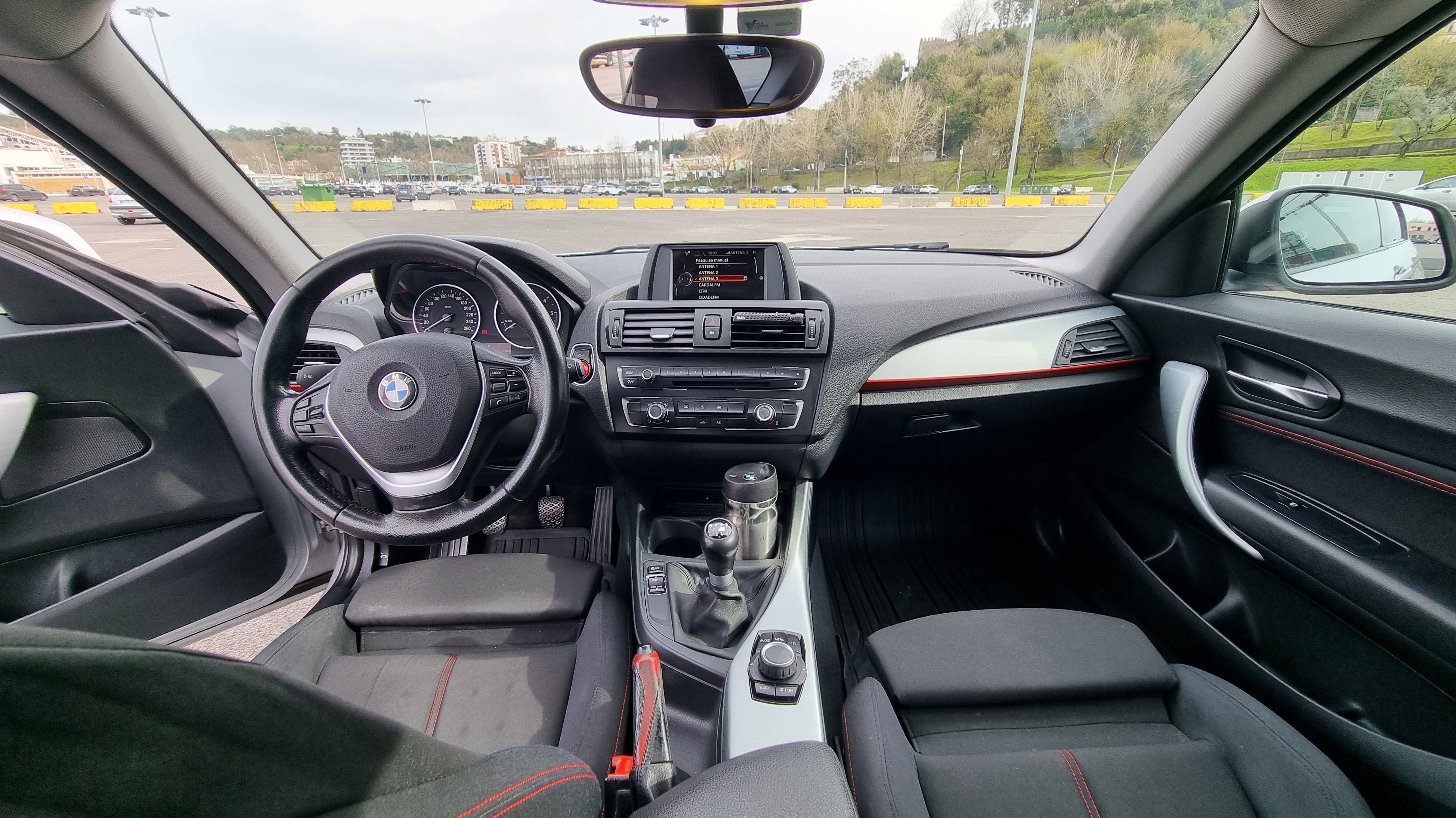BMW 116d Pack M 3 Portas