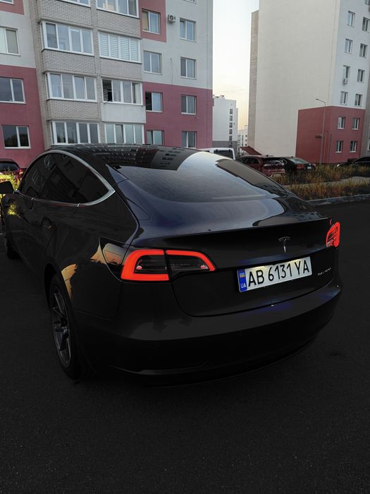 Продам Tesla Model 3
