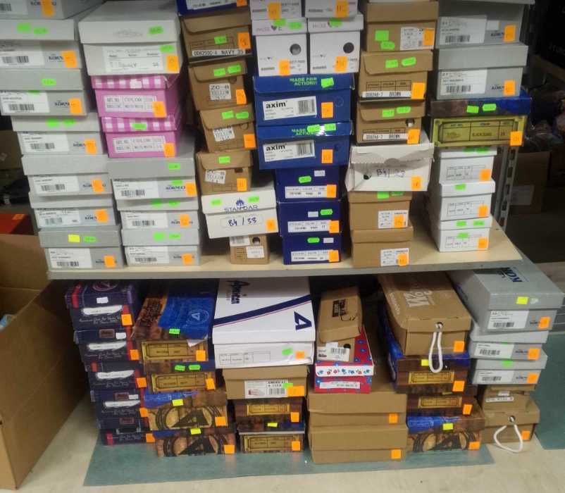 Buty z likwidacji sklepu