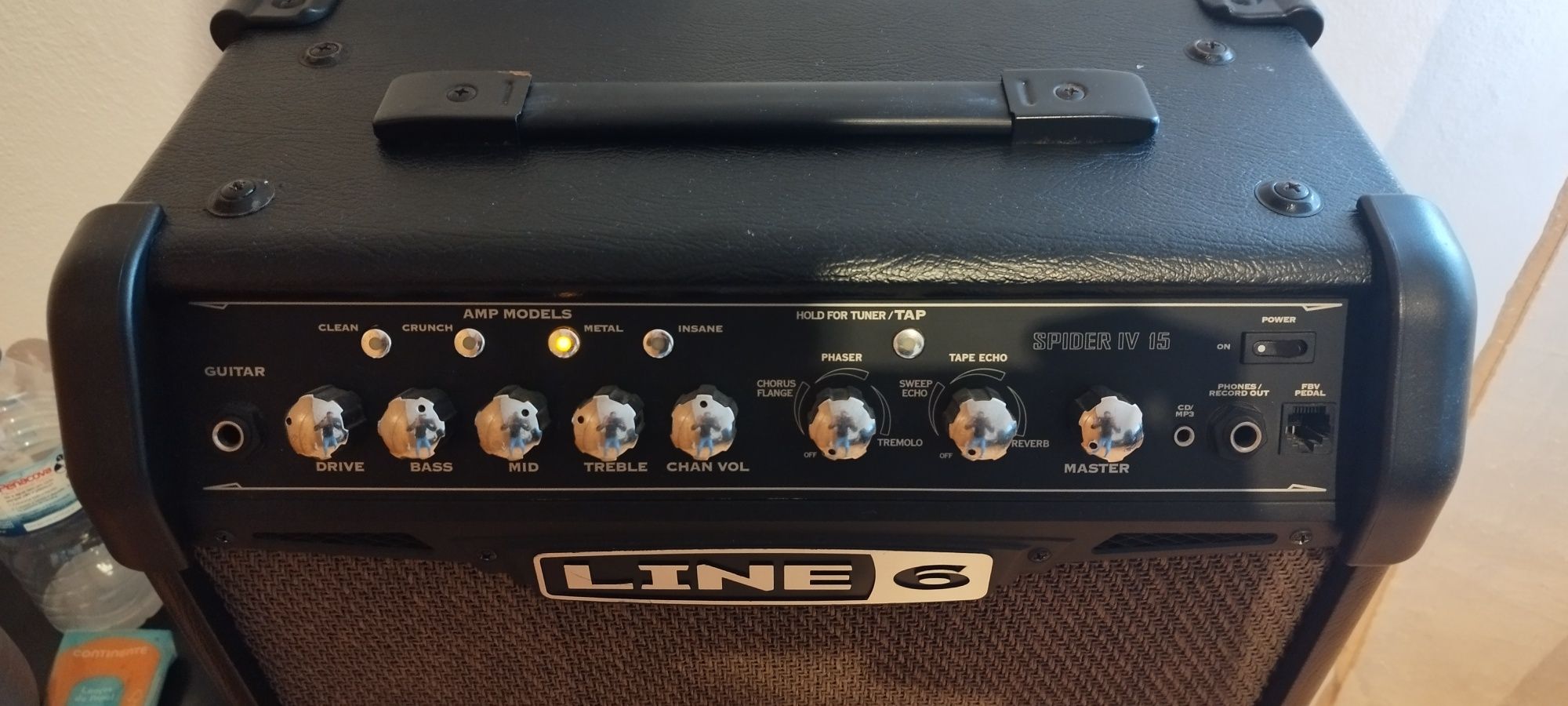 Amplificador Line 6 Spider IV 15W