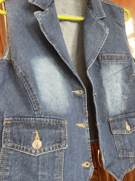 Желетка джинсова