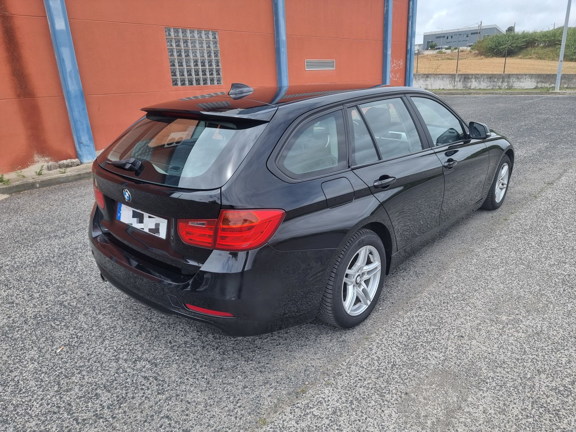 Bmw 316d (motor 2.0 320d)