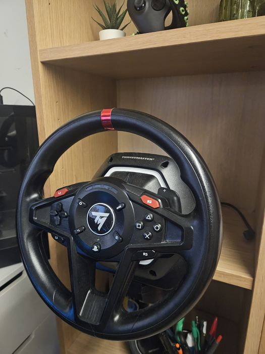 Volante Thrustmaster T128 - com pedal
