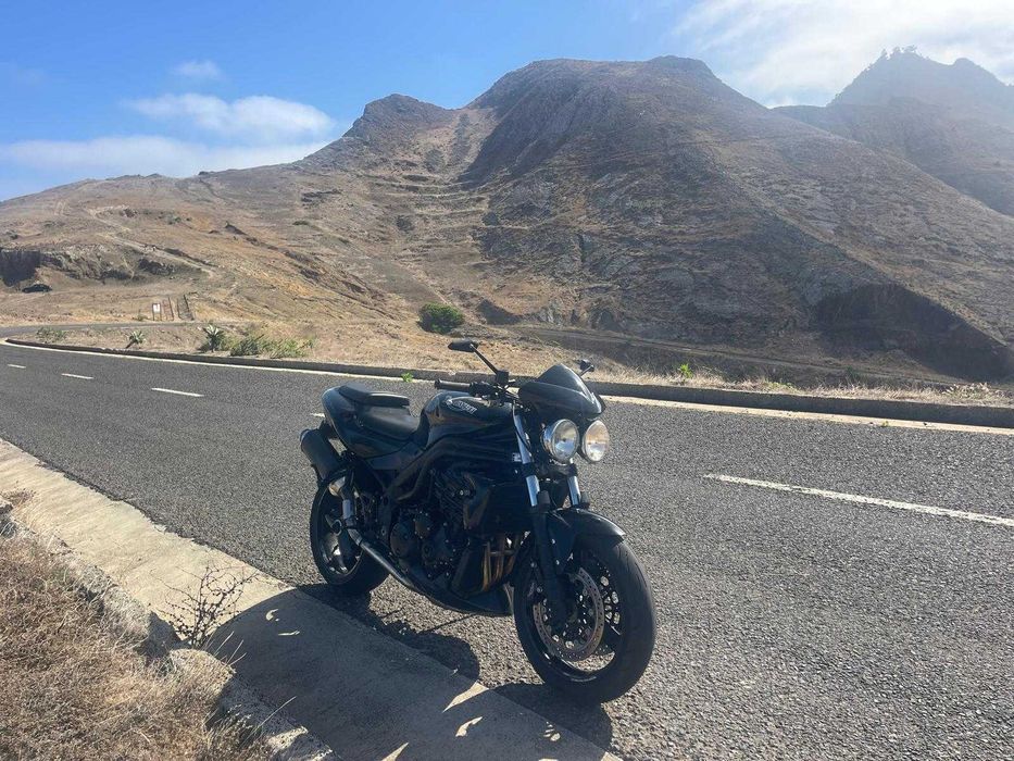 Triumph Speed Triple 955i - 18.000km - muitos extras