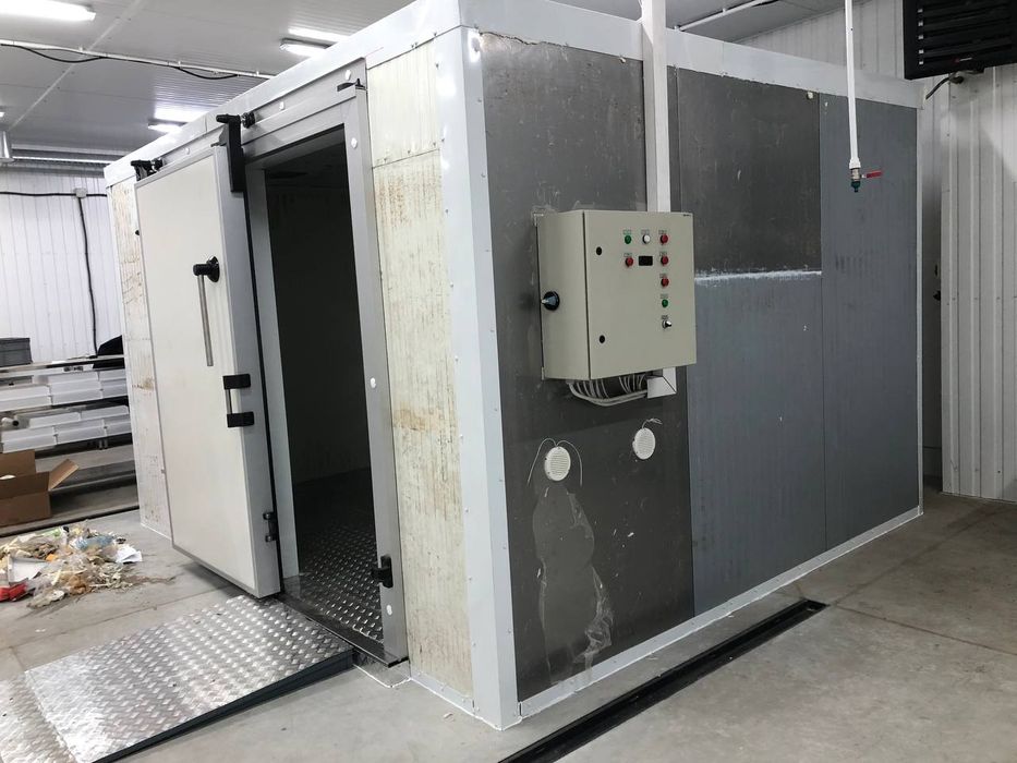 ЯКІСНІ двері холодильні промислові, розпашні холодильні двері