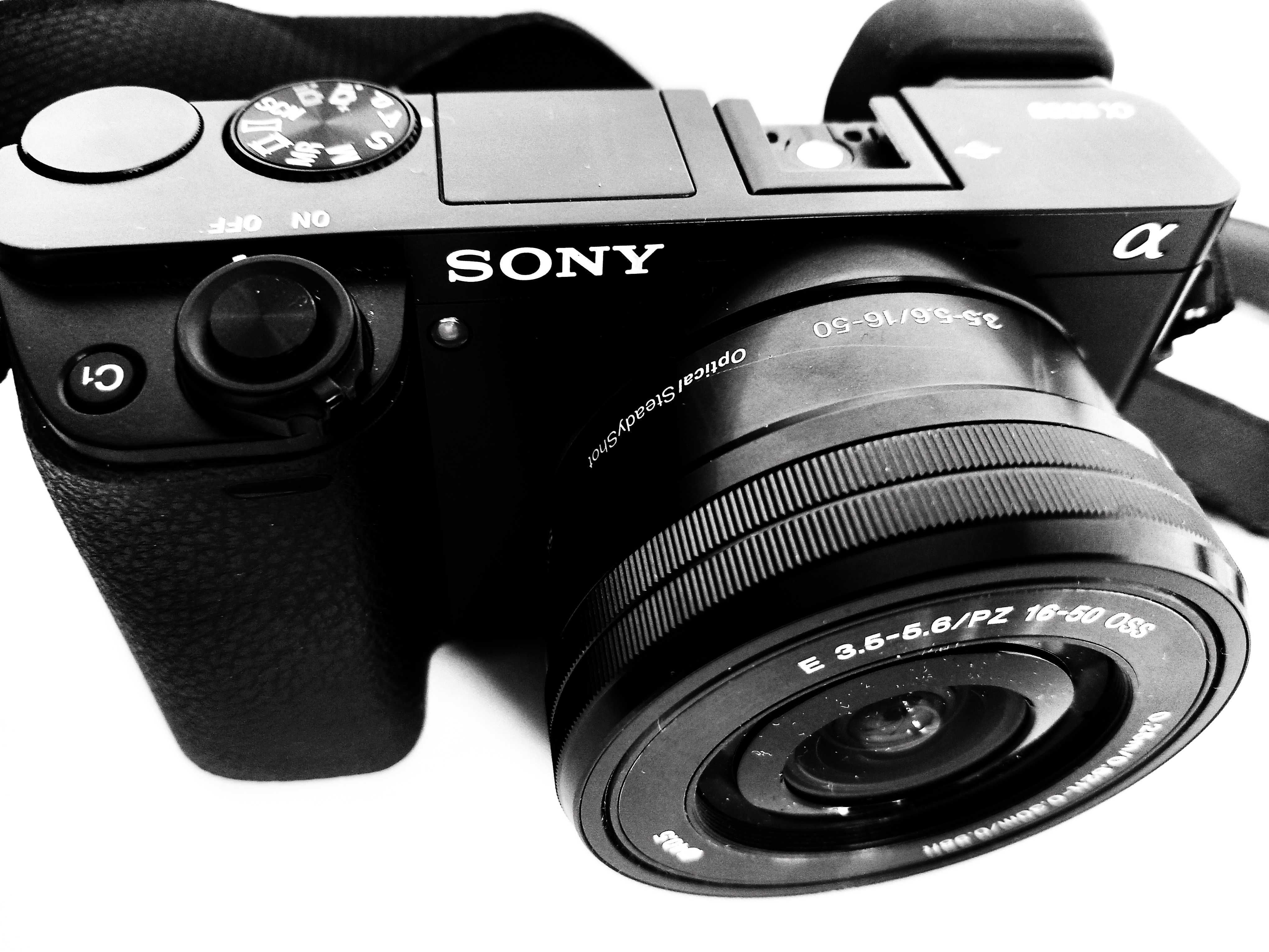 Sony Alpha a6000 como nova!